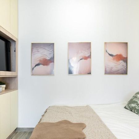 Executive Suites In Center Бухарест Екстер'єр фото